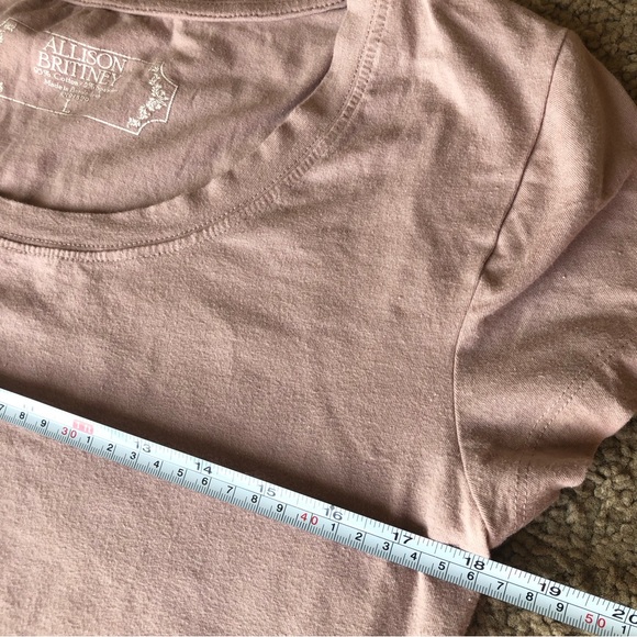 Allison Brittney T-shirt - Picture 5 of 6